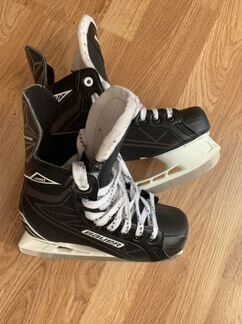 Коньки хоккейные Bauer Supreme