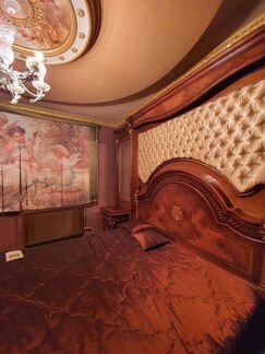 Итальянский спальный гарнитур