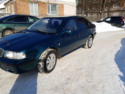 Skoda Octavia 1.6 МТ, 1998, 244 000 км