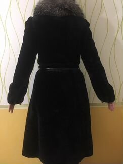Шуба мутоновая чёрная 46 р-р с чернобуркой